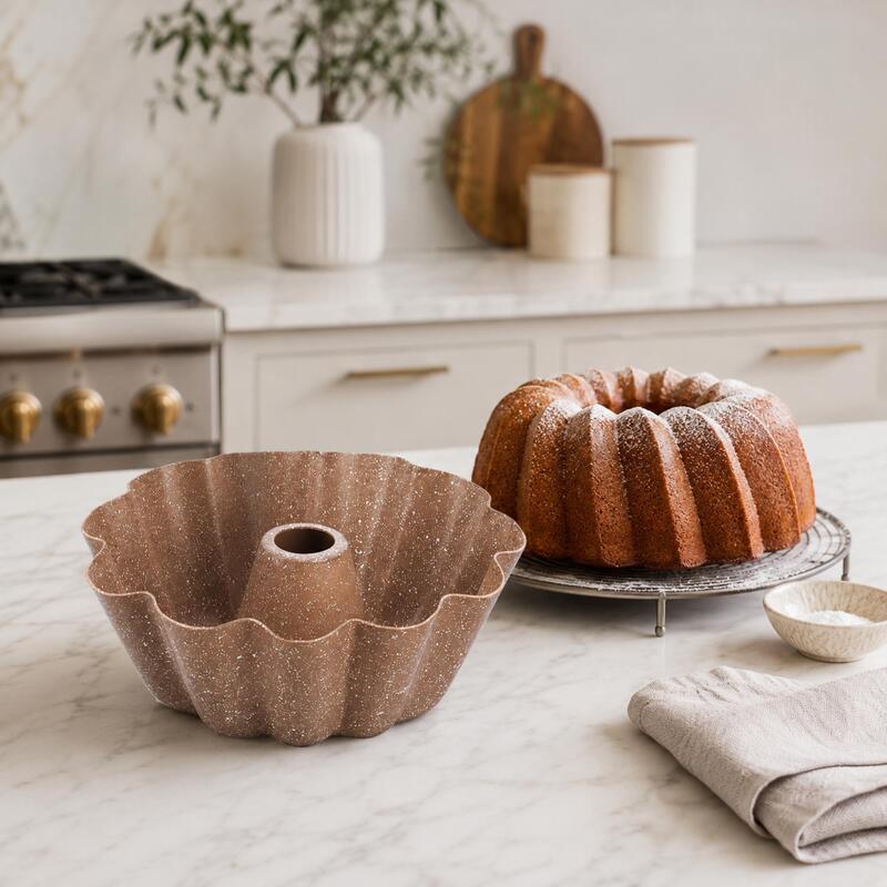 Korkmaz Torta Mini Flower Non-Stick Bundt Cake Mould, 17.5 cm
